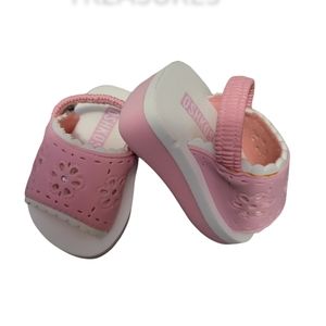 OSHKOSK SIZE 2 SANDALS FOAM...NEW